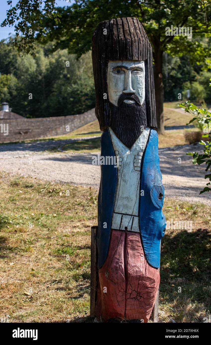 How Old Is Nico Robin in Black Clover?